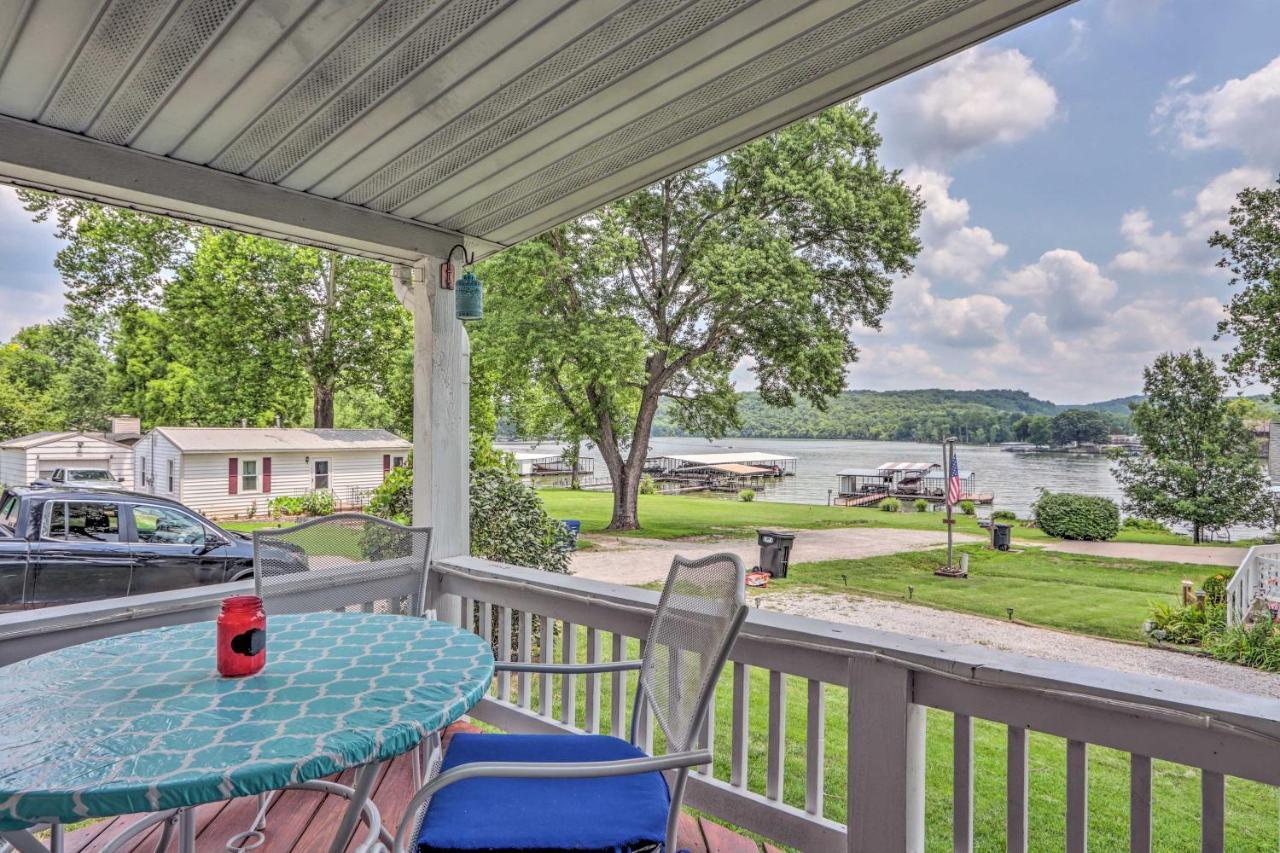 Cheerful Camdenton Cottage Steps To Lake! Екстер'єр фото